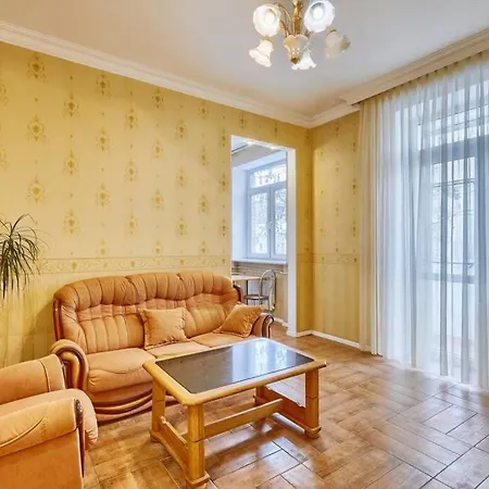 公寓 Near Bessarabsky Square 基輔